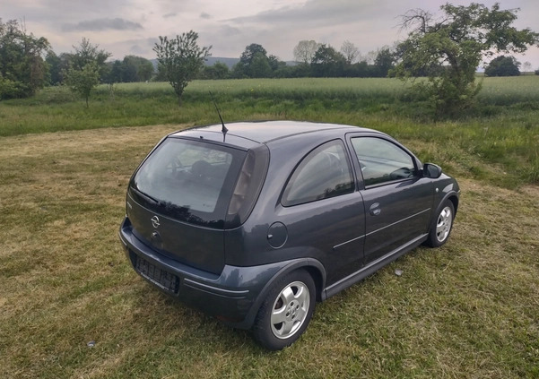 Opel Corsa cena 5600 przebieg: 143587, rok produkcji 2006 z Turek małe 172